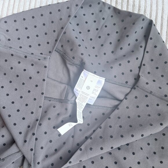 lululemon Align™ High-Rise Pant 28" *Flocked | Polka Flock Black | Size 18 - Picture 4 of 4